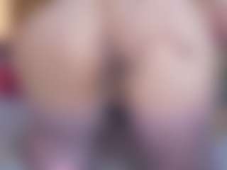 Live cam show with cicciolina-big - Smoke on live18s.com