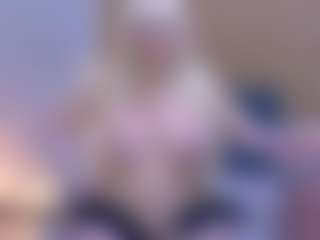 Live cam show with cicciolina-big - Interactivetoy on studioflirtlive.com