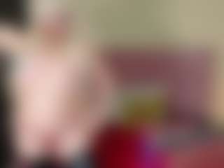 Live cam show with cicciolina-big - Smoke on Gym Cam Girls