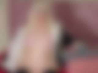 Live cam show with cicciolina-big - Joi on Camsoda