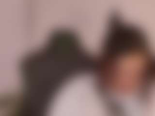 Live cam show with Gaby Manson - Submissive on parknlotfishbdy