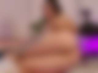 Live cam show with Gaby Manson - Petite on parknlotfishbdy | colombia