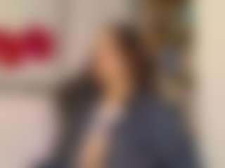 Live cam show with Gaby Manson - Moaning on eurowanks.com