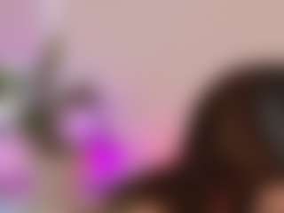 Live cam show with Gaby Manson - Shaved Pussy Lovense on CamClone