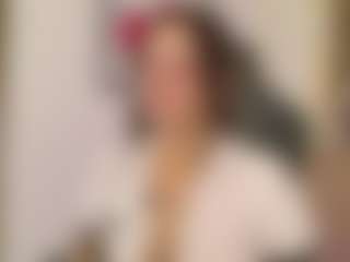 Live cam show with Gaby Manson - Facefuck on Fling VIP Chat