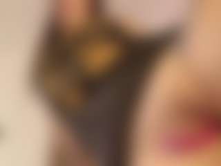 Live cam show with Gaby Manson - Anal on CamClone