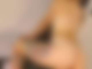 Live cam show with Gaby Manson - Tight on Camsoda