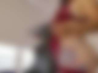 Live cam show with Gaby Manson - Gamer Pornstar on milfzrlive.com