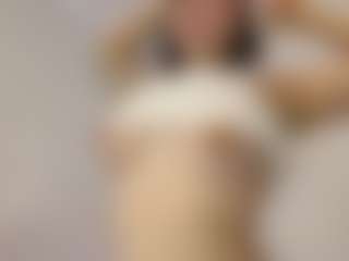 Live cam show with Gaby Manson - Dirty Talk on CamClone