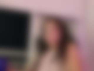 Live cam show with Gaby Manson - Gamer MILF on Camming Site