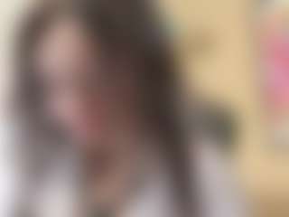 Live cam show with Gaby Manson - Petite on madthumbs