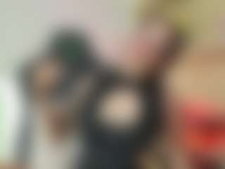 Live cam show with Gaby Manson - Petite on thefappeningchat.com