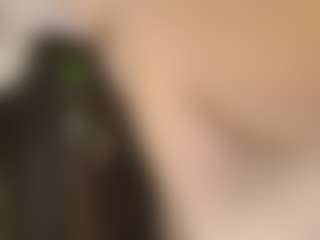 Live cam show with Gaby Manson - Petite on Dolls Live