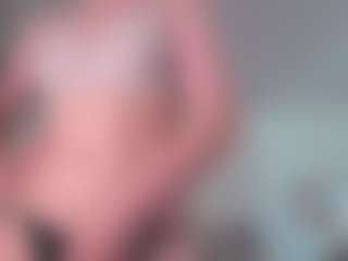 Live cam show with PhilomenaAtcher - Moaning on Uber Horny
