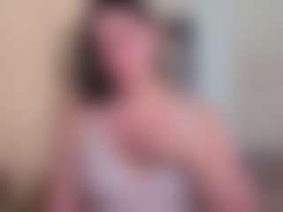 Live cam show with PhilomenaAtcher - Moaning on Camming Site