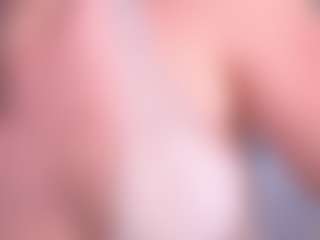 Live cam show with PhilomenaAtcher - Blonde Hair Petite on boobsie.com