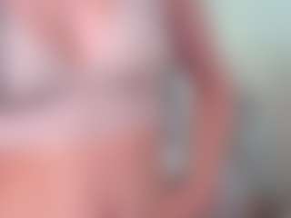Live cam show with PhilomenaAtcher - Blonde Hair Petite on Pornisteam.com