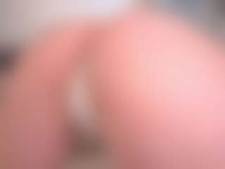 Live cam show with PhilomenaAtcher - Blonde Hair Petite on Camsoda