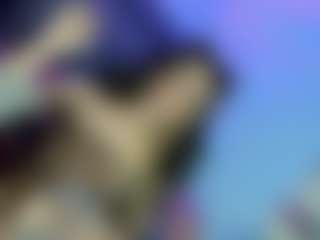 Live cam show with Valentinawilsonn - Smoking on slutload