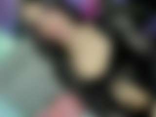 Live cam show with Valentinawilsonn - Flat Chested on Livezox
