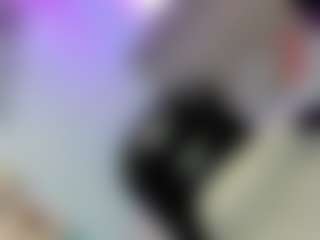 Live cam show with Valentinawilsonn - Drinking on WildCum