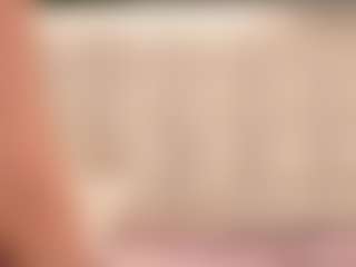 Live cam show with GarynColl - Green Eyes on Milfs Live