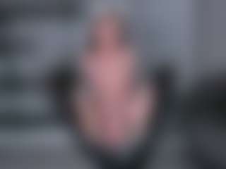Live cam show with Luna - Fingering on nudelive.tv