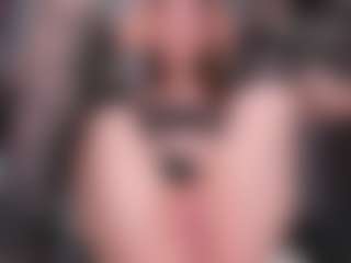 Luna's Live Sex Cam Show
