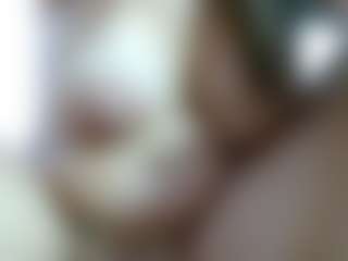 blonde-oldgirl's Live Sex Cam Show