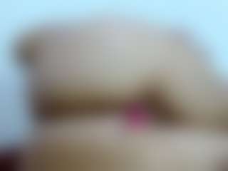 blonde-oldgirl MILF webcam performer live streaming