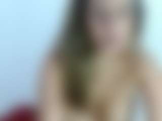 blonde-oldgirl MILF webcam performer live streaming