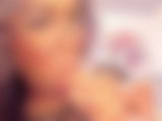 Live cam show with Danna - Facial on CamSodaAdn