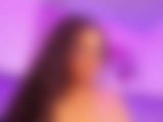 Live cam show with Danna - Normal on Dolls Live