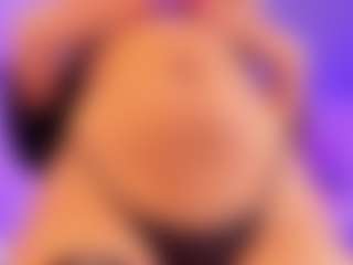 Live cam show with Danna - Natural on Camsoda