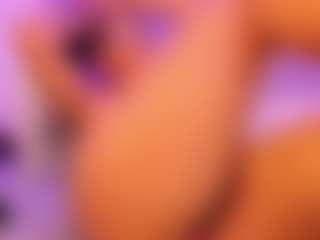 Live cam show with Danna - Solo on Mixed Magazine Live