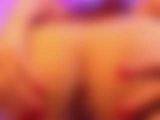 Live cam show with Danna - Facial on Camsoda