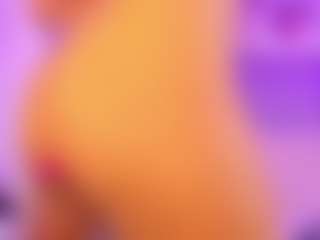 Live cam show with Danna - Natural on instabang