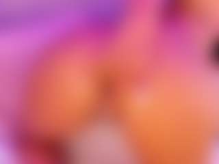 Live cam show with Danna - Average on Instabang