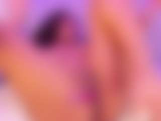 Live cam show with Danna - Amateur on chickslive.net