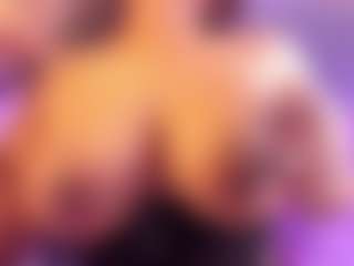 Live cam show with Danna - Solo on SquirtSoMuch