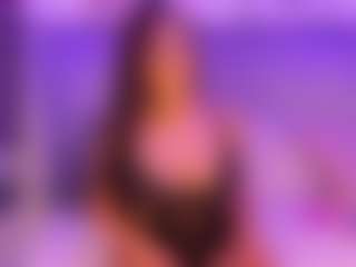 Эротическая трансляция с Danna — Ebony Amateur на Camsoda