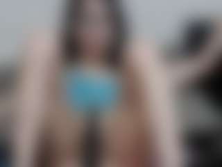 Live cam show with SexyQueen Legend - Striptease on Latina Girls