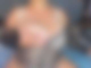 Live cam show with Lady Abby - Upskirt on 1on1-livenow