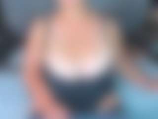 Live cam show with Lady Abby - Huge on fapnchat