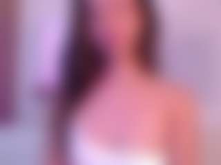 Live cam show with Amonetxx - Tease on crypto-cams