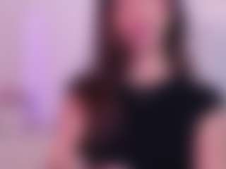 Live cam show with Amonetxx - HD Teen (18+) on intimatelivegirls.com
