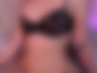 Amonetxx's Live Sex Cam Show