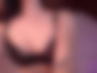 Amonetxx's Live Sex Cam Show