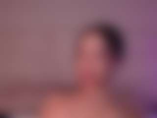 Amonetxx's Live Sex Cam Show