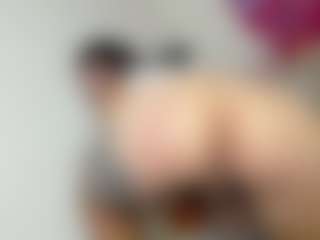 Emma-Brown03's Live Sex Cam Show